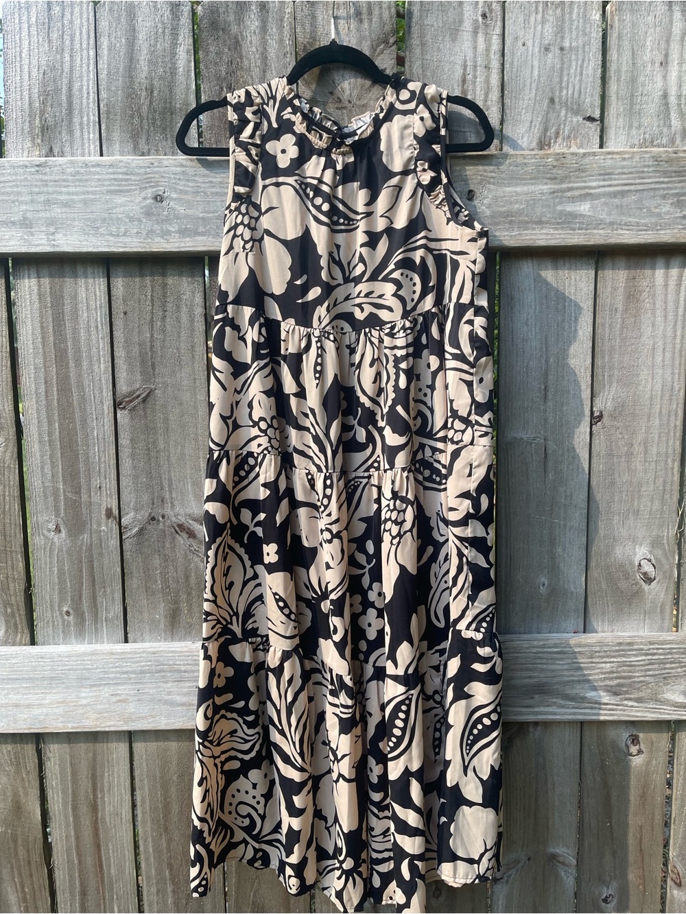 Umgee Black and Cream Floral Tiered Maxi Dress Sz S